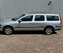 VOLVO V70 2.4 COMFORT LINE — VOLVO — MARKTPLAATS