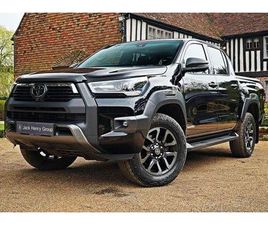 TOYOTA HI-LUX 2.8 HI-LUXURY INVINCIBLE X D-4D 4WD DOUBLE CAB AUTO 4WD 5DR