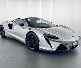 MCLAREN ARTURA CABRIO 3.0 SSG8 NUOVA A MILANO