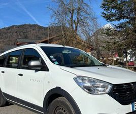 DACIA LODGY STEPWAY DACIA LODGY STEPWAY 2018 1.2 ESSENCE MANUELLE PREMIÈRE MAIN