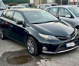 TOYOTA AURIS 1.8 H 5P LOUNGE