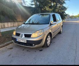 RENAULT - GRAND SCÉNIC