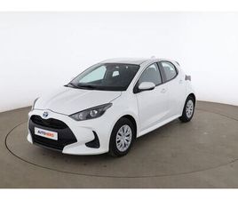 TOYOTA YARIS TOYOTA YARIS 1.5 HYBRIDE DYNAMIC