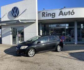 TOYOTA AURIS TOYOTA AURIS 1.6 EXECUTIVE M M AUTOMATA - MAGYAR - 1 TULAJ - AZONNAL ELVIHETŐ - 162.000KM