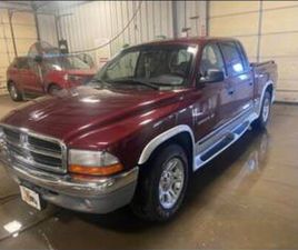 1 SENIOR OWNER SUPER LOW MILES DODGE DAKOTA CREW CAB 28,000 MILES!