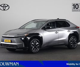 TOYOTA BZ4X DYNAMIC 73 KWH *DEMO* | 360° CAMERA | HALF LEDEREN BEKLEDING | ELEK. KOFFERKLEP |