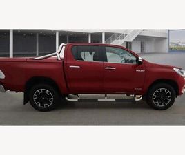 TOYOTA HILUX 2.4 D-4D INVINCIBLE X 4WD EURO 6 4DR (TSS, 3.5T)