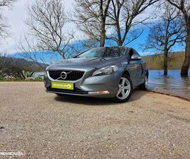 VOLVO V40 D2 KINETIC