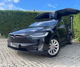 TESLA MODEL X
