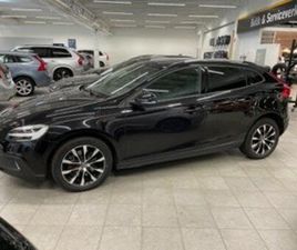 VOLVO V40 CROSS COUNTRY T3 T3 GEARTRONIC MOMENTUM MOK/PVÄRM/KAMERA/AD.FHÅLL/SOV