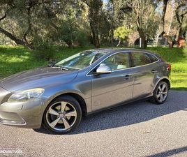 VOLVO V40 D2 VOLVO V40