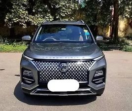 MG HECTOR PLUS