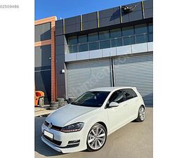 VOLKSWAGEN GOLF 1.6 TDI BLUEMOTION COMFORTLINE