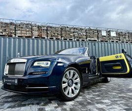 BI-COLOR CARPLAY BESPOKE INTERIEUR