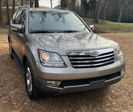 2009 KIA BORREGO V8 4WD - 113K MILES - TOW PACKAGE + MOBILITY SCOOTER