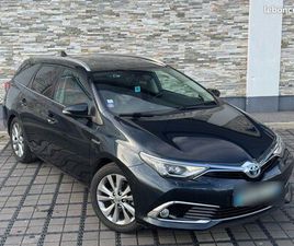 TOYOTA AURIS TOURING SPORTS TOYOTA AURIS TOURING SPORT ( EXÉCUTIVE)