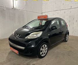 PEUGEOT 107 PEUGEOT 107 1.2 I 68CH MODÈLE URBAN SEULEMENT 82.000KM RADIO BLUETOOTH DIRECTION ASSISTÉE PRÊTE À PARTIR