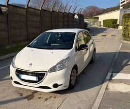 PEUGEOT 208 SOCIETE PEUGEOT 208 SOCIÉTÉ
