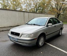 VOLVO S40