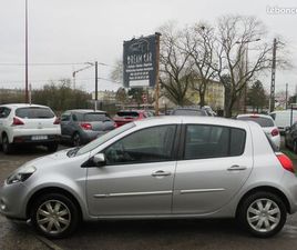 RENAULT CLIO 1.2 16V 75CH TOMTOM LIVE