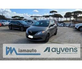 SILVER HYBRID 1.0CC 70CV BLUETOOTH CLIMA