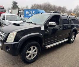 3.0 TURBO DI 4WD LSA THE ROCK HARDTOP