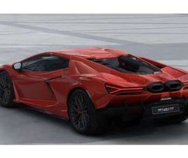 LAMBORGHINI REVUELTO