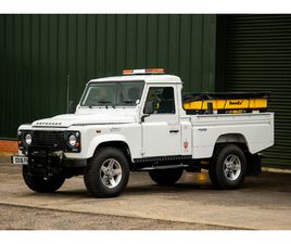 2016 LAND ROVER DEFENDER 110 'HIGH CAPACITY PICK UP' - 402 MILES