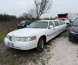 LINCOLN TOWN CAR LIFE LIMOUSINE
