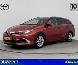 TOYOTA AURIS TOURING SPORTS 1.8 HYBRID EXECUTIVE | NL-AUTO | CRUISE CONTROL | PARKEERCAMERA | STOELVERWARMING |