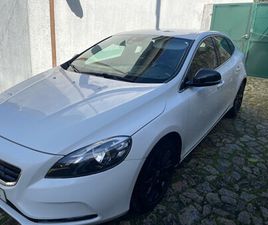 VOLVO V40 D2 AGOSTO/18