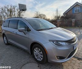 CHRYSLER PACIFICA
