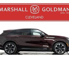 CADILLAC ESCALADE IQ USED 2025 CADILLAC ESCALADE IQ SPORT 2