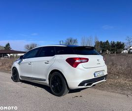 CITROËN DS5 HYBRID4 EGS6 SPORTCHIC