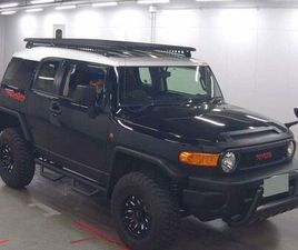 TOYOTA FJ CRUISER