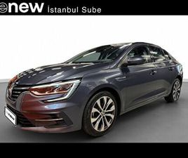 SEDAN 1.3 TCE ICON EDC