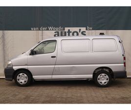 TOYOTA HIACE 2.5 D-4D 95PK KWB -AIRCO-TREKHAAK-