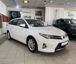 TOYOTA AURIS TOURING SPORTS TOYOTA AURIS TOURING SPORTS 1.6 STYLE EXECUTIVE 1ÉV GARANCIA-BŐR-NAVI-PARK ASSIST