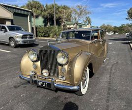 WELL-DOCUMENTED 1952 ROLLS-ROYCE SILVER WRAITH