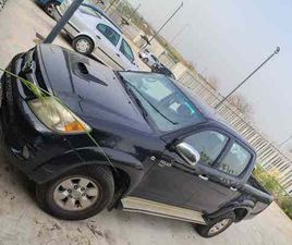 TOYOTA - HILUX