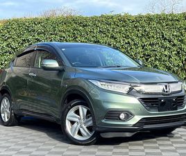 1.5 HYBRID // VERY LOW MILEAGE // HALF LEATHER HEATED SEATS // 17