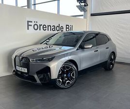 BMW IX 40 XDRIVE40 SPORTPAKET INNOVATION H/K DRAG ADPT FARTH