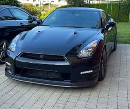 NISSAN GT-R