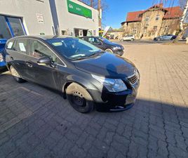 TOYOTA AVENSIS T27 KOMBI 2010 SILNIK D4D ŚWIDNICA • OLX.PL
