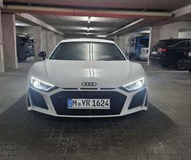 AUDI R8 V10 5.2 FSI RWD S TRONIC