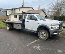 2022 RAM 5500 4X4 FLAT BED 40K MILES