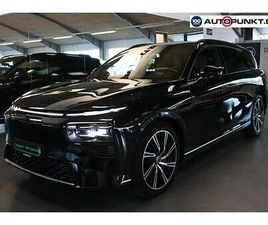 XPENG G9 PERFORMANCE XPENG G9 PERFORMANCE 5D