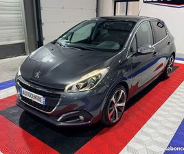 PEUGEOT 208 1.6 BLUE-HDI 100 CH FELINE / TOIT PANORAMIQUE / CUIR / GPS / RADAR DE RECUL / CLIM AUTO / GARANTIE