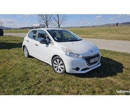 PEUGEOT 208 SOCIÉTÉ 1.4 HDI
