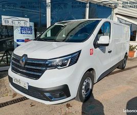 RENAULT TRAFIC 22400 HT 2,0 DCI 150 EDC L2H1 RED